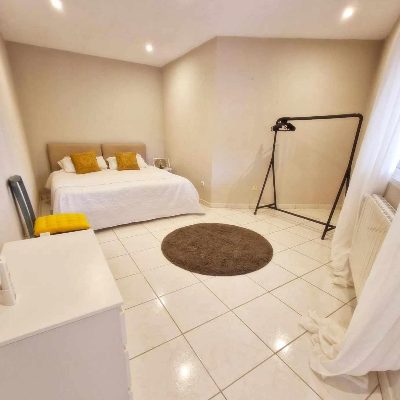 Habitación Familiar con baño privado